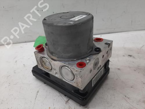 Used ABS pump KIA STONIC (YB) 1.6 CRDi (110 hp) 26786648