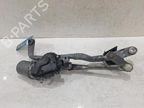 Used Front wiper motor TOYOTA YARIS (_P13_) 1.3 (NSP130_, NSP130) (99 hp) 31088960