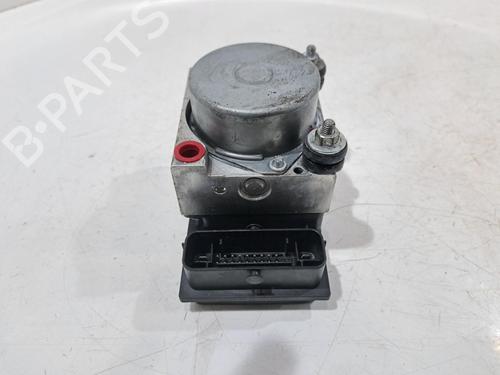 Used ABS pump VAUXHALL CORSA Mk III (D) (S07) 1.0 i 12V (L08) (65 hp) 31978354