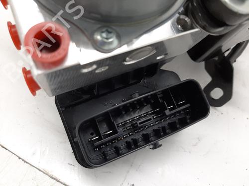 Brake master cylinder TOYOTA COROLLA Hatchback (_E21_, _EA1_, _EH1_) 1.8 Hybrid (ZWE211, ZWE219) | BP33839204M77 - Image 5