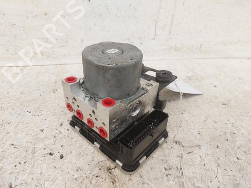 Used ABS pump NISSAN PRIMASTAR Van (X82) 2.0 dCi 110 (110 hp) 26828198