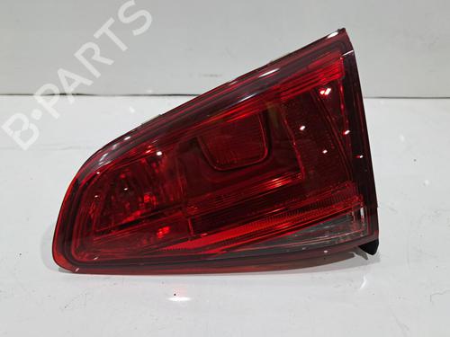 right-tailgate-light-vw-golf-vii-5g1-bq1-be1-be2-2012-2013-2014-2015-2016-2017-2018-2019-2020-2021-38048604 main image
