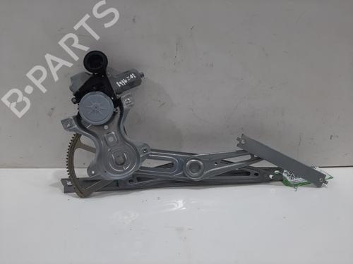 Used Front right window mechanism TOYOTA YARIS (_P13_) 1.3 (NSP130_, NSP130) (99 hp) 29581274