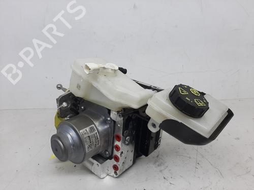 brake-master-cylinder-volvo-xc60-ii-246-2017-26751522 main image