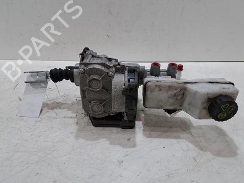 Brake master cylinder JAGUAR I-PACE (X590) EV400 AWD | BP29237343M77 