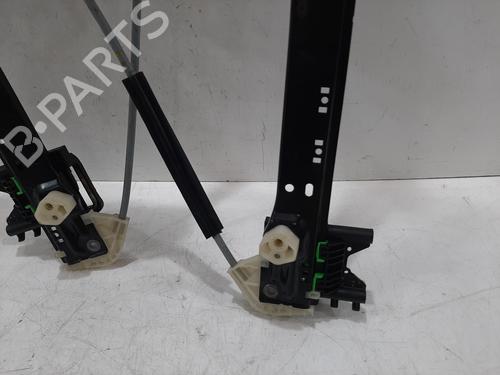Rear left window mechanism LAND ROVER RANGE ROVER IV (L405) 3.0 SDV6 4x4 | BP30324801C24