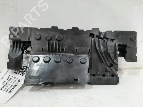Fuse box LAND ROVER RANGE ROVER IV (L405) 4.4 SDV8 4x4 | BP28722673E1