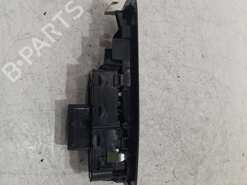 Switch PEUGEOT 208 I (CA_, CC_) 1.2 VTI 82 | BP32380952I30