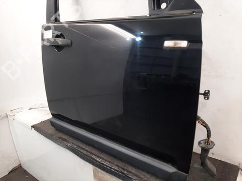 Right front door LAND ROVER DISCOVERY IV (L319) 3.0 SDV6 4x4 | BP29580861C3 