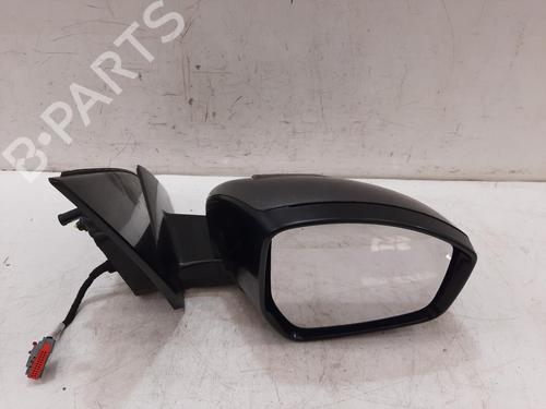 Used Right mirror Right mirror 37400330 37400330