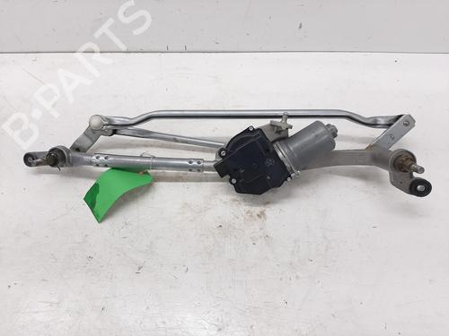 Used Front wiper motor LAND ROVER DISCOVERY V (L462) 3.0 Td6 4x4 (258 hp) 26868729
