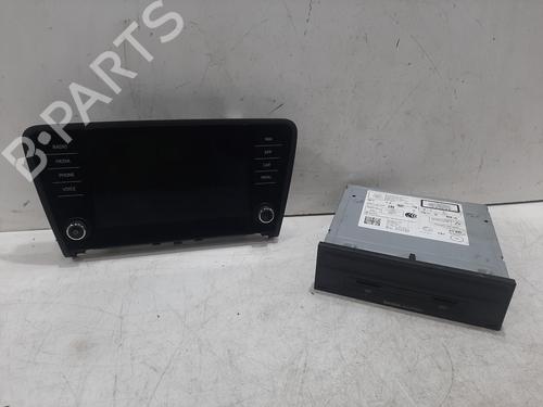 Used Electronic module SKODA OCTAVIA III Combi (5E5, 5E6) 2.0 TDI (150 hp) 30517392