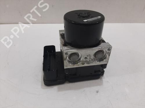 Used ABS pump VOLVO V40 Hatchback (525) D2 (114 hp) 29266861