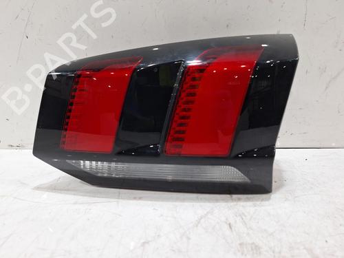 Piloto derecho del maletero Piloto derecho del maletero PEUGEOT 5008 II (MC_, MJ_, MR_, M4_) 1.5 BlueHDi 130 (MCYHZJ, MCYHZR, MCYHZX) (131 hp) 39916911 39916911