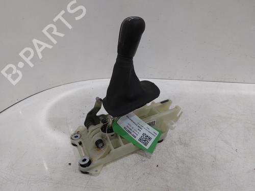 Used Gear lever VOLVO S40 II (544) 1.6 D (110 hp) 26840788