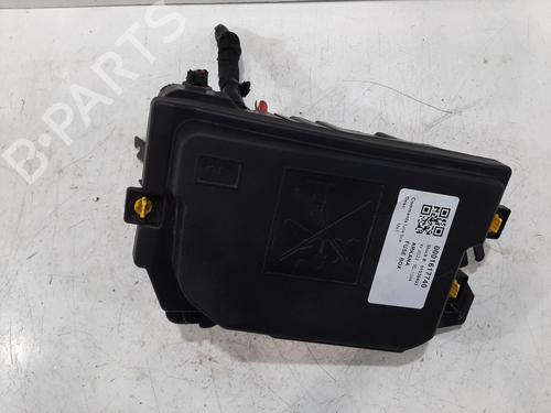 Fuse box RENAULT ARKANA I (LCM_, LDN_) 1.3 TCe 140 (LDN0) | BP32422487E1 
