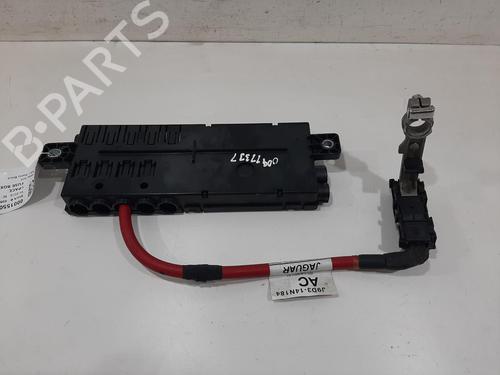 Used Fuse box JAGUAR I-PACE (X590) EV400 AWD (400 hp) 30324251