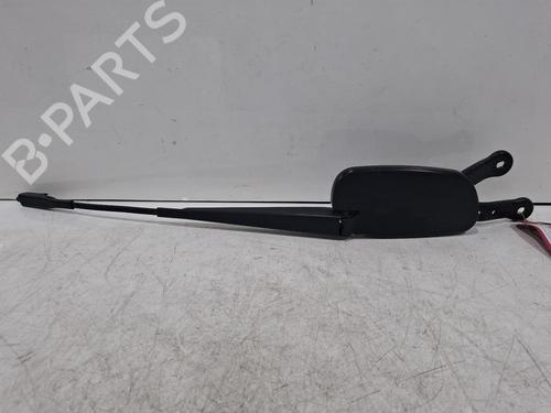 front-windshield-wiper-arm-mercedes-benz-a-class-w176-2012-2013-2014-2015-2016-2017-2018-40173967 main image