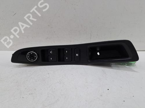 Commutateur HYUNDAI i20 II (GB, IB) 1.2 (84 hp) 31305695