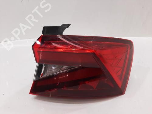 Used Right taillight SKODA FABIA IV (PJ3) 1.0 TSI (116 hp) 27922974
