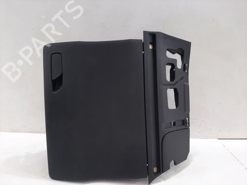 Used Glove box AUDI Q2 (GAB, GAG) 35 TFSI (150 hp) 29809298