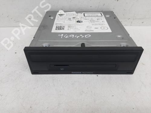 Radio SKODA FABIA III (NJ3) 1.2 TSI | BP26751968E6