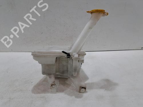 Behälter Scheibenwaschanlage für TOYOTA YARIS (_P13_) 1.5 (NSP131_) (112 hp) 30756791