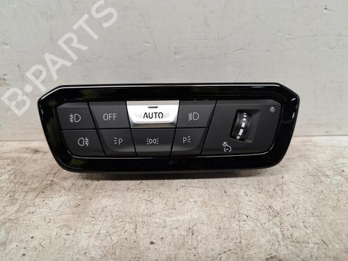 Used Headlight switch BMW 4 Convertible (G23, G83) 420 i (184 hp) 26776094