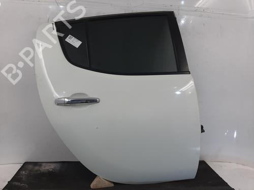 Used Right rear door MITSUBISHI L200 / TRITON (KA_T, KB_T) 2.5 DI-D 4WD (KB4T) (178 hp) 26861037