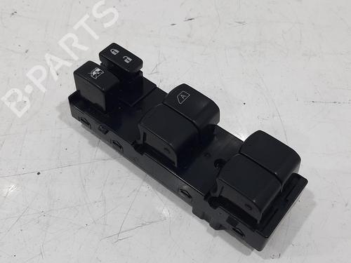 Used Switch NISSAN NOTE (E12) 1.2 (80 hp) 27280509