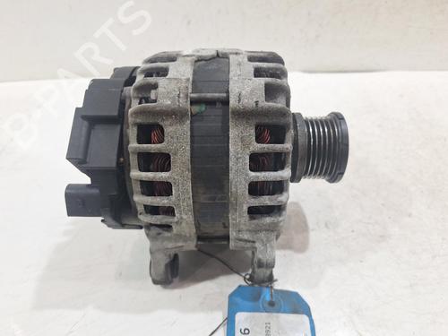 Used Alternator AUDI A3 Sportback (8VA, 8VF) 2.0 TDI (150 hp) 32357541
