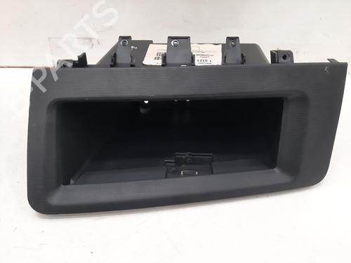 Used Glove box FIAT PANDA (312_, 319_) 1.2 (312PXA1A) (69 hp) 26863237