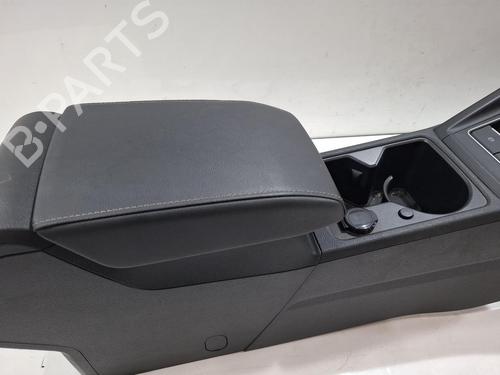 Middle console VW GOLF VIII (CD1, DA1) 1.0 TSI | BP38525611I22 - Image 5