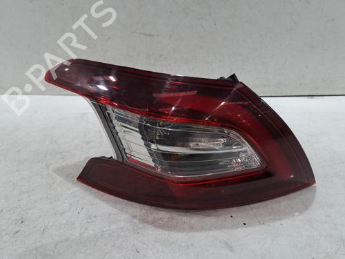 Used Left taillight Left taillight PEUGEOT 308 II (LB_, LP_, LW_, LH_, L3_) 1.6 THP 125 (125 hp) 32977150 32977150