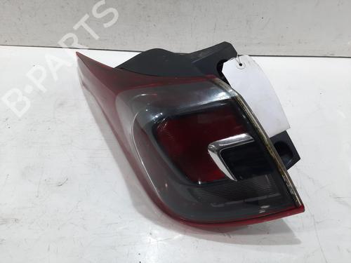 Venstre baglygte VAUXHALL CROSSLAND X / CROSSLAND (P17) 1.2 (75) (83 hp) 32718100