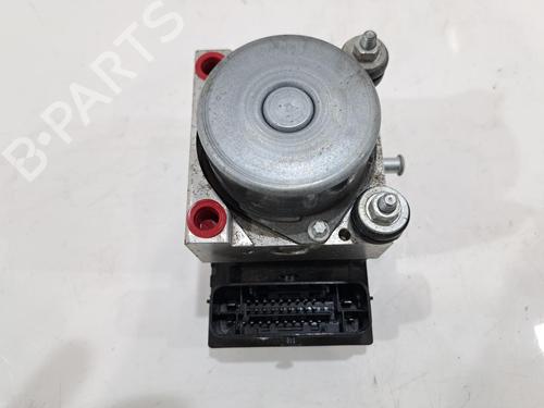 Used ABS pump VAUXHALL CORSA Mk III (D) (S07) 1.4 (L08) (101 hp) 31209630