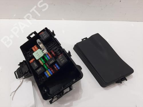 Used Fuse box Fuse box 36697271 36697271