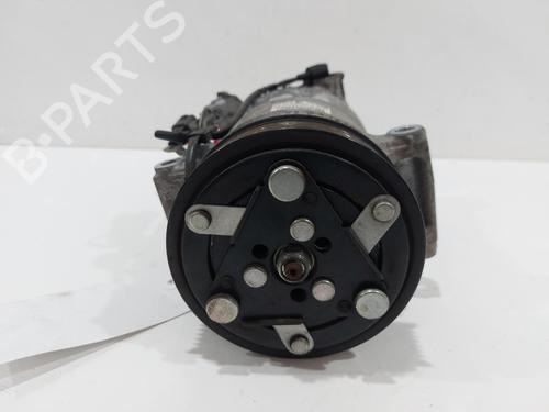 Used AC compressor RENAULT MEGANE IV Hatchback (B9A/M/N_) 1.3 TCe 140 (B9NB) (140 hp) 27501957