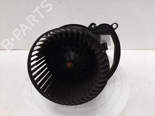 Used Heater blower motor RENAULT KADJAR (HA_, HL_) 1.2 TCe 130 (HLMR) (130 hp) 26860023