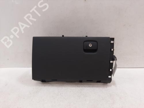 glove-box-jaguar-i-pace-x590-2018-33699000 main image