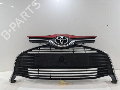 Used Grille TOYOTA YARIS (_P13_) 1.3 (NSP130_, NSP130) (99 hp) 31360981