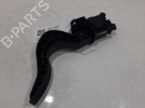 Pedal Pedal VOLVO XC40 (536) B3 Mild-Hybrid (163 hp) 34733634 34733634