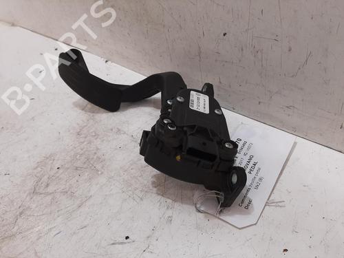Pedal VAUXHALL MOVANO Mk II (B) VAN (X62) 2.3 CDTI FWD (FV) (146 hp) 32851818