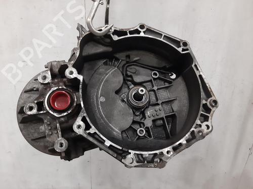 Used Gearbox VAUXHALL ZAFIRA Mk II (B) (A05) 1.7 CDTI (110 hp) 26787719