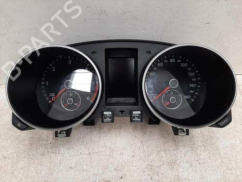 Used Instrument cluster VW GOLF VI (5K1) 2.0 TDI (170 hp) 26851784