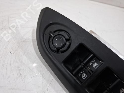 Right front window switch FIAT 500X (334_) 1.6 D Multijet (334AXA1B, 334AXA11) | BP37853322I26 - Image 3