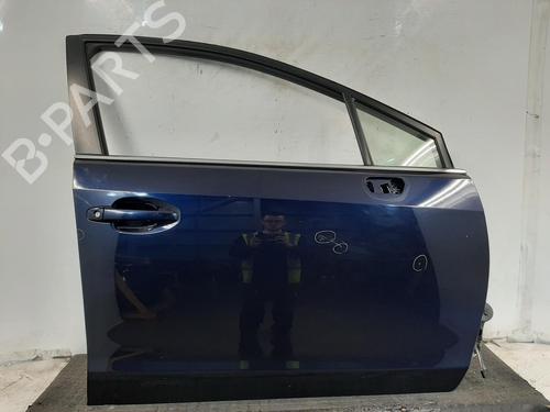 Used Right front door SUBARU XV (_GP_) 2.0 i AWD (GP7, G33GP) (150 hp) 30360432