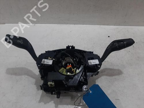 switch-ford-kuga-ii-dm2-2012-32503639 main image