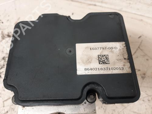 ABS pump TESLA MODEL S (5YJS) P90D AWD | BP26808242M43 