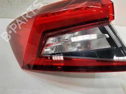 Left taillight SKODA KAROQ (NU7, ND7) 1.6 TDI | BP36254008C34 - Image 4